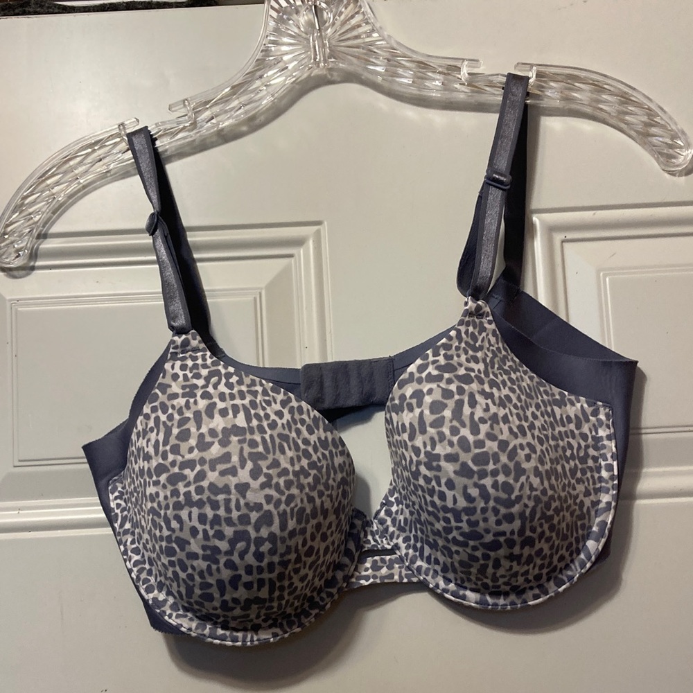 Warner’s Women’s Gray Leopard Print Underwire Bra - Comfort Support 34C
